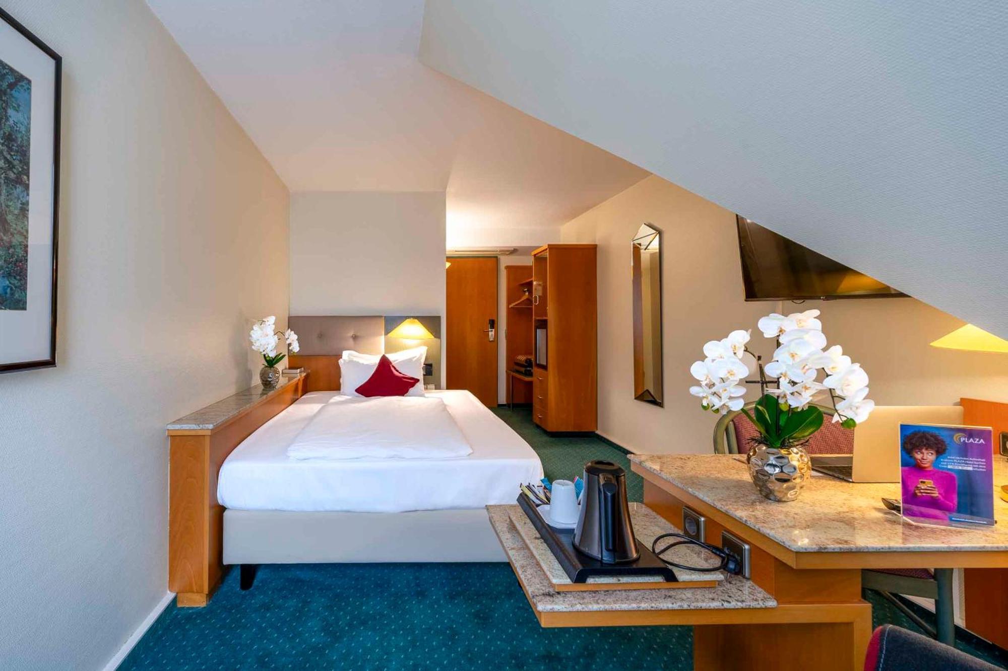 Plaza Inn Blankenburg Ditzingen, Sure Hotel Collection Exterior photo